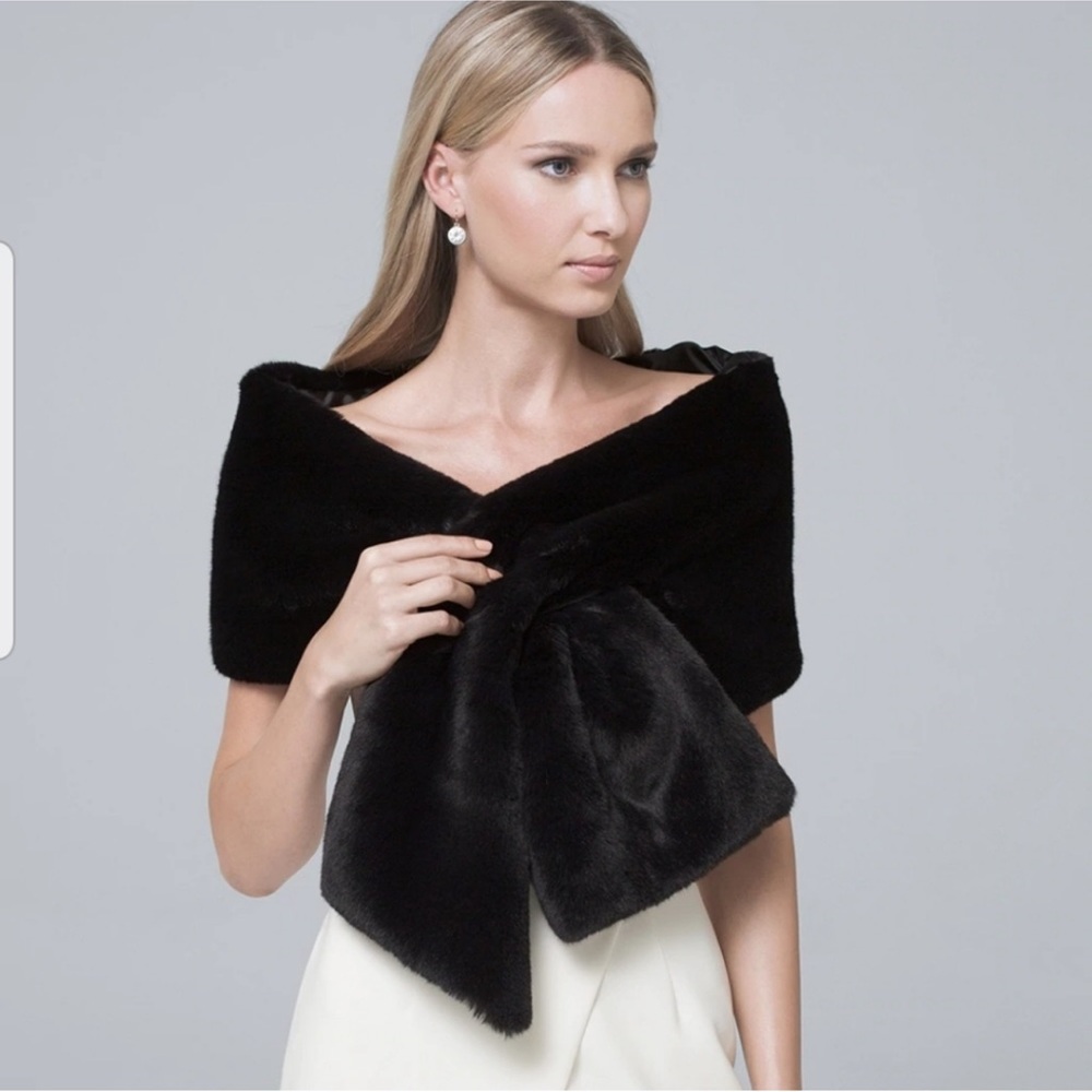 White House Black Market Black Faux Fur Stoal Scarf Leopard Pull Through Wrap